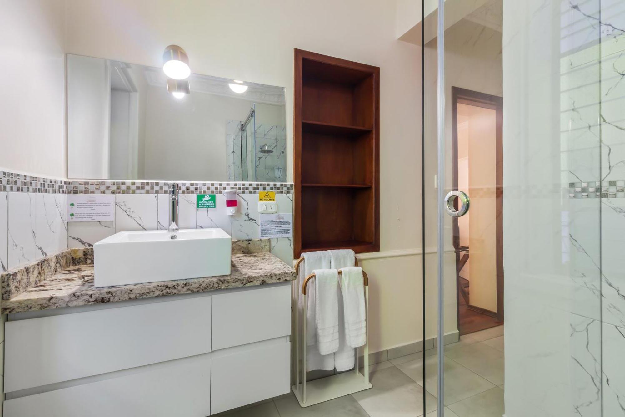 Hotel La Cartuja Quito Dış mekan fotoğraf